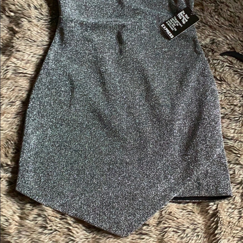Express Dress - Picture 5 of 6